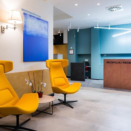 Hotel Forum Garni Суботица Экстерьер фото