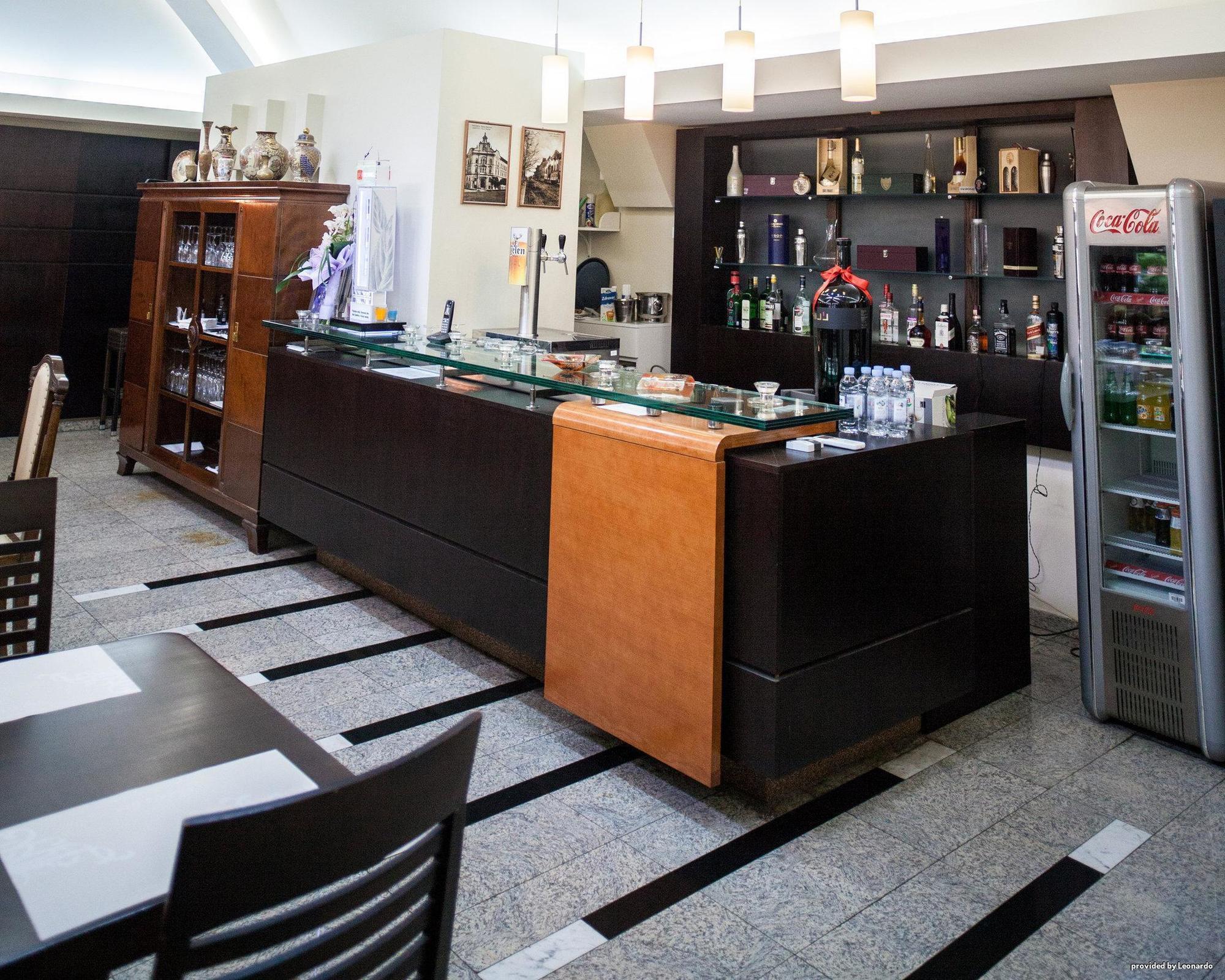 Hotel Forum Garni Суботица Экстерьер фото